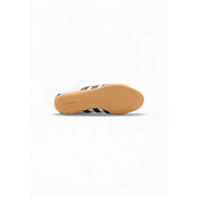 Adidas Originals Damen-Sneaker aus Wildleder in Weiß mit schwarzen Streifen und hellbrauner Gummisohle für den Alltag
