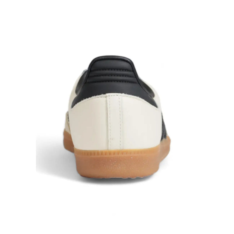 Adidas Damen-Sneaker aus Leder im Samba-Design in Schwarz und Creme mit weißen Schnürsenkeln und Gummisohle