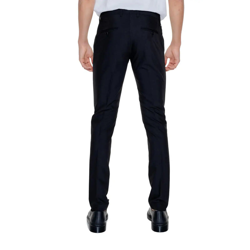 Antony Morato Schwarze Herrenhose aus Polyestergemisch mit elegantem, schmal geschnittenem Schnitt und dezenten Ziernähten