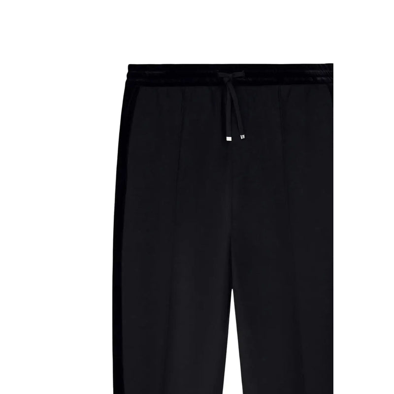 Armani Exchange Schwarze Herren-Jogginghose aus Polyester-Modal mit schwarzem Samtbesatz und dezenten Seitenstreifen in einem eleganten Design