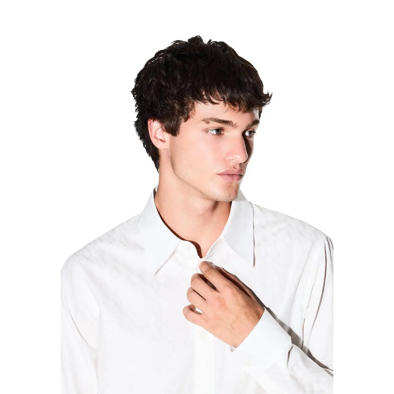 Armani Exchange Weißes Herrenhemd aus Baumwolle mit knackigem Kragen und dezenten Nahtdetails in geometrischem Design