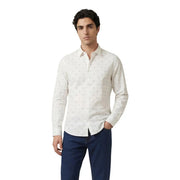 Armani Exchange Schwarzes Herren-Langarmhemd aus Baumwolle mit geometrischem Muster und dezentem dunklem Punktmuster auf weißem Stoff, Vorderansicht