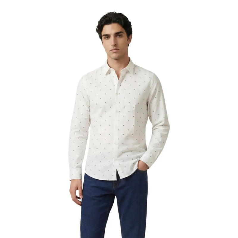 Armani Exchange Schwarzes Herren-Langarmhemd aus Baumwolle mit geometrischem Muster und dezentem dunklem Punktmuster auf weißem Stoff, Vorderansicht