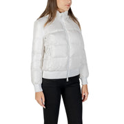 Armani Exchange Weiße Damen-Nylonjacke mit Kapuze, gestepptem Design, hohem Kragen und gerippten Bündchen