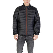 Schwarze Steppjacke, abgebildet im Produktbild „Schwarze Steppjacke“.