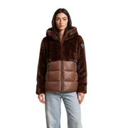 Blauer Brauner Damen-Winterblazer mit Kapuze, braunem Kunstpelz und gesteppten Nylon-Daunenjacken-Details