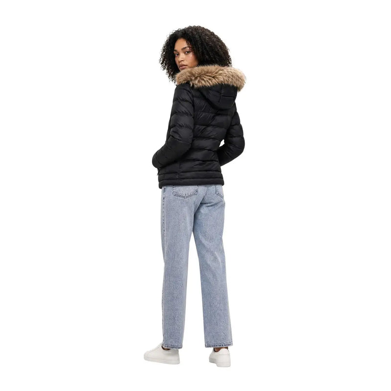 Schwarze Steppjacke von Blauer Damen mit Kapuze aus Nylonstoff und hellbraunem, pelzgefüttertem Material für kaltes Wetter