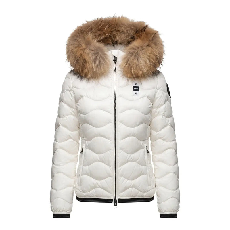 Blauer Weißer Damenblazer aus Polyester mit Kapuze, gesteppter Daunenfüllung, flauschig braun gefütterter Kapuze und schwarzen Zierdetails