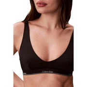 Calvin Klein Jeans Schwarzes Neckholder-Bralette für Damen mit elegantem, minimalistischem Design und dezentem weißen Logo am Unterbrustband