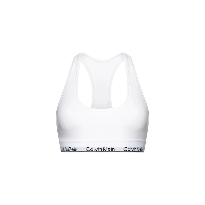 Weißer Calvin Klein Sport-BH mit schwarzem Logo-Band, speziell für Damen entworfen, vereint Komfort und stilvollen Halt