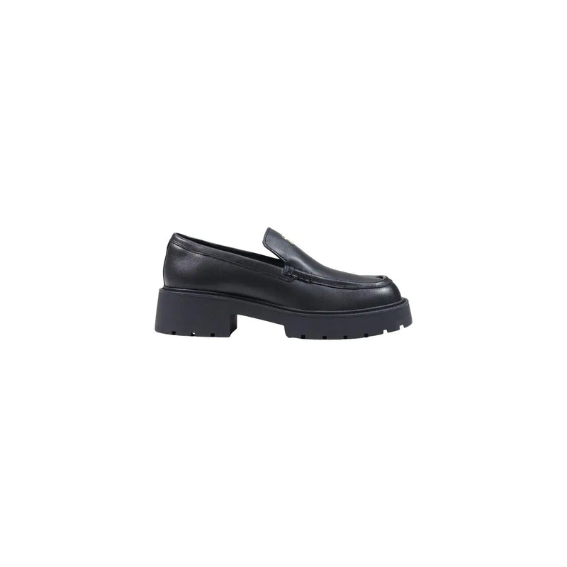 Schwarze Damen-Sneaker von Calvin Klein mit schwarzem Lederloafer und klobiger Plateausohle, die von hinten sichtbar ist