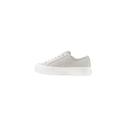 Calvin Klein Weiße Damen-Sneaker aus hellgrauem Wildleder mit Schnürung, dicker weißer Gummisohle und passenden Schnürsenkeln