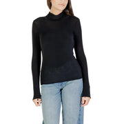 Schwarzer langärmeliger Rollkragenpullover top mit transparentem Stoff und gerippten Bündchen aus Kaschmir-Modal von Choralfrauen