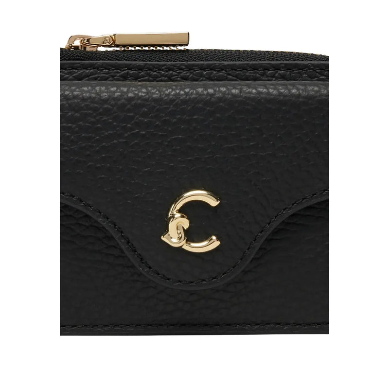 Schwarzes, strukturiertes Leder Coccinelle Damengeldbörse mit goldfarbenem Reißverschluss und ineinandergreifendem C-Logo-Verschluss, Fächer, B 10 x H 8,5