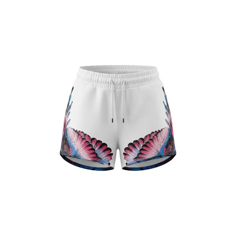 Weiße Baumwollshorts für Damen von County Of Milan mit leuchtend pinken und blauen Flügelmotiven an den Seiten.
