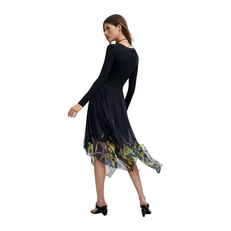 Schwarzes Desigual-Damenkleid aus Viskose mit langen Ärmeln, fließendem, asymmetrischem Rock und gelbgrünen floralen Saumdetails.