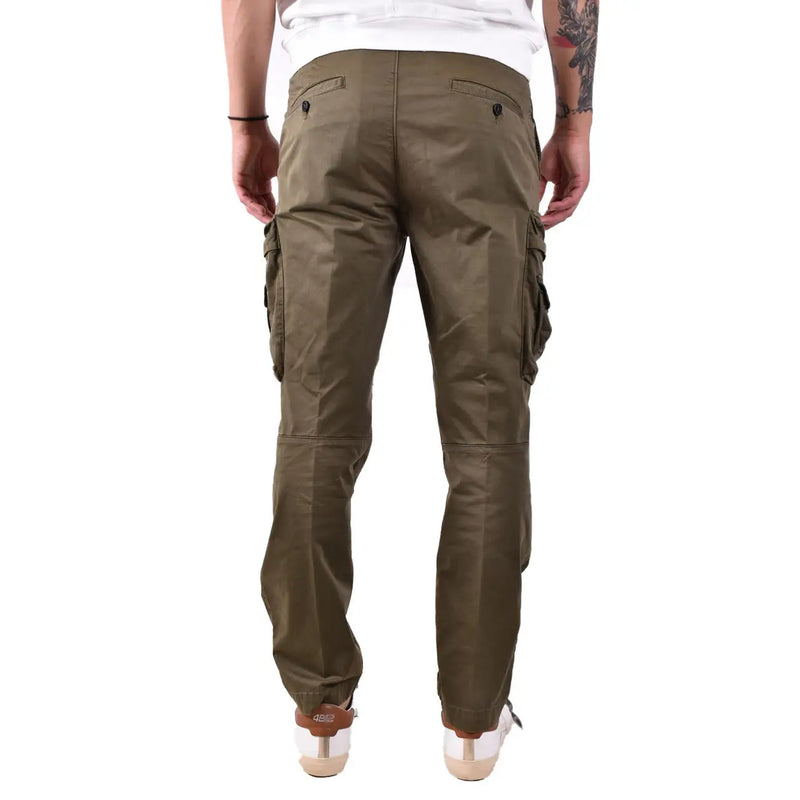 Diesel Grüne Herren-Cargohose aus Baumwolle in Olivgrün mit mehreren Taschen und bequemer Passform für die Freizeit.