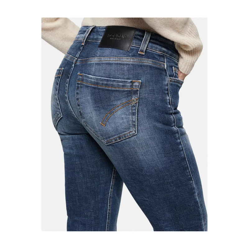 Dondup Damen-Jeans aus blauer Baumwolle mit Rissen in dunkler Waschung, die den Rücken freilegen, mit schwarzem Leder-Markenpatch am Bund