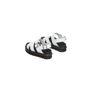 Dr. Martens Damen-Sandalen Voss II aus weißem Leder mit schwarzen Gummisohlen und silbernen Schnallen, Vorderansicht