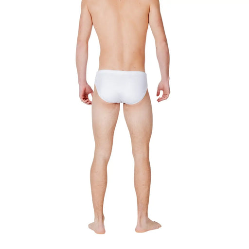 Ea7 Weiße, schlichte Badehose aus Polyester für Herren, von vorne im Stil weißer Slips gezeigt.