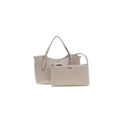 Beiges Leder guess Schwarze Tragetasche aus Kunstleder (35 x 25 x 12 cm) für Damen – passendes Set aus Tragetasche und Clutch.