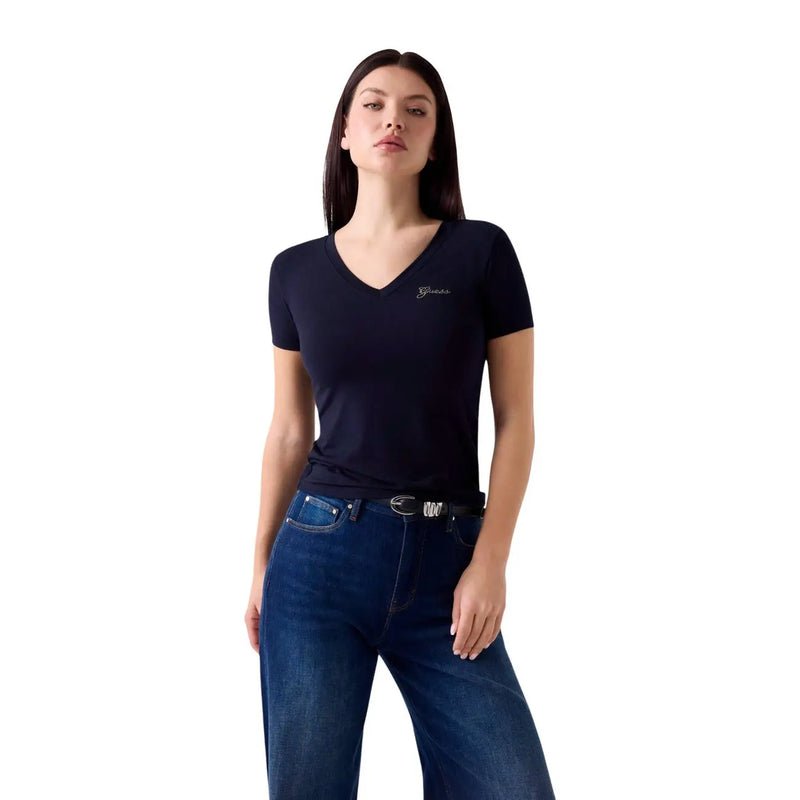 Guess Schwarzes, marineblaues Damen-T-Shirt aus Modal-Lycra mit kurzen Ärmeln und V-Ausschnitt sowie dezentem, gesticktem Logo auf der linken Brustseite.
