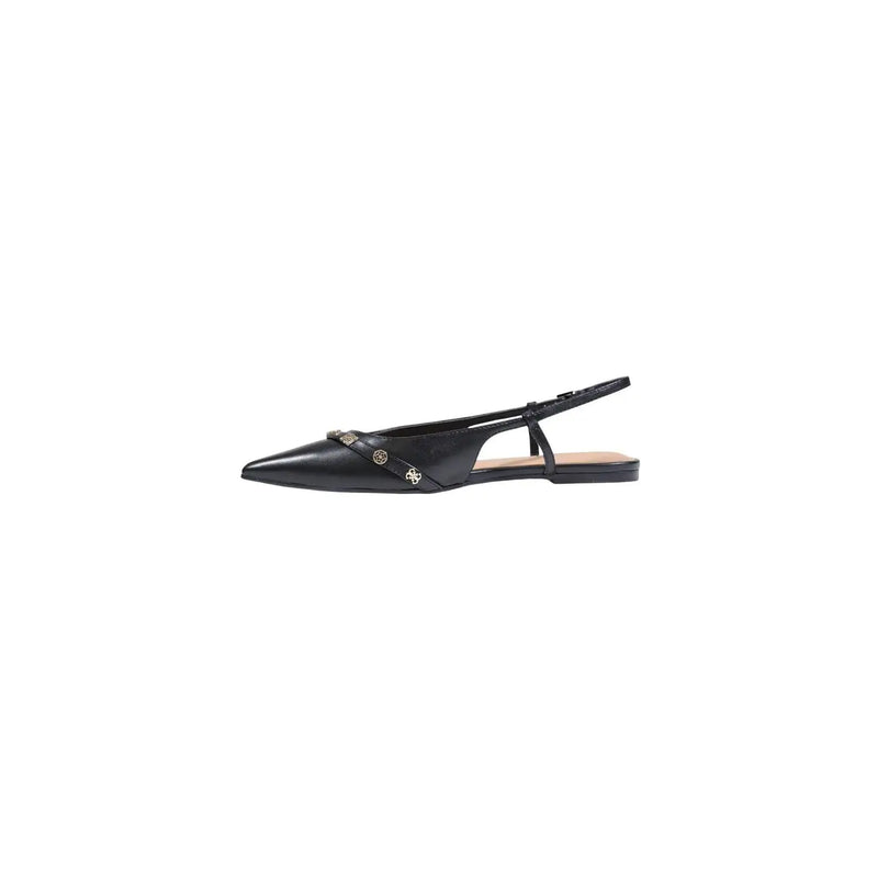 Guess Schwarze Slingback-Ballerinas aus Leder für Damen mit spitzer Zehenpartie und metallischen Verzierungen auf dem Vorderfuß.