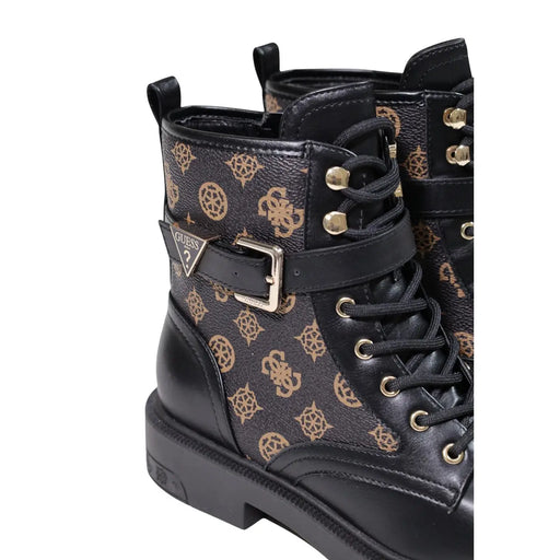 Guess Schwarze Damen-Ankle-Boots aus Polyurethan mit schwarz-goldenem Muster und Schnallenriemen