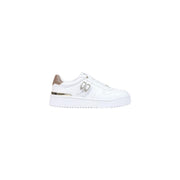 Guess Weiße Damen-Plateau-Sneaker aus Polyurethan mit metallisch-silbernem Logo und roségoldener Glitzer-Fersenlasche (Rückansicht)