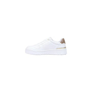 Guess Weißer Damen-Plateau-Sneaker aus Polyurethan mit hellbraun gemusterter Fersenlasche und goldfarbenem Metallic-Akzent an der Zwischensohle.