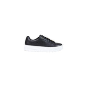 Schwarzes Leder niedrigtop Sneaker mit weißer Plateausohle und metallischen Ösen für Guess weiße Damen-Slipper