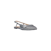 Guess Graue Damen-Slipper mit silberglitzerndem Fersenriemen, spitzer Zehenpartie und Ziernieten am Riemen