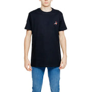 Young man in Hydra Clothing Men T-Shirt, black with red and white logo - urban fashion