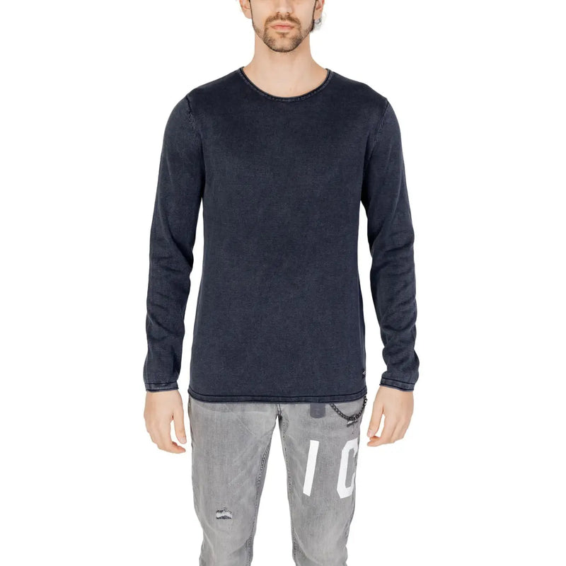 Navy blue long-sleeved thermal shirt with ribbed cuffs and hem, likely made of polyester or cotton blend.