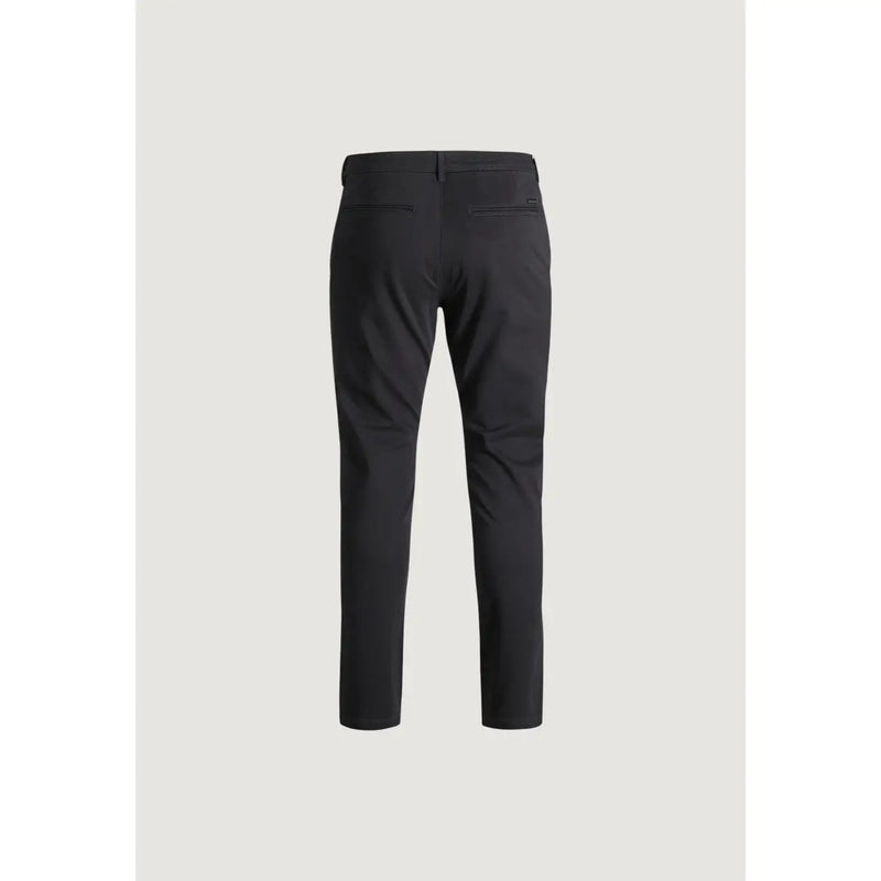 Schwarze, schmal geschnittene Baumwollhose von Jack and Jones mit elegantem, modernem Design und dezenten Ziernähten.