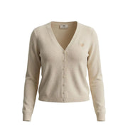 Cremefarbene, lange Strickjacke von Jacqueline de Yong (Modell jlv) mit V-Ausschnitt, Knopfleiste und Herzstickerei.