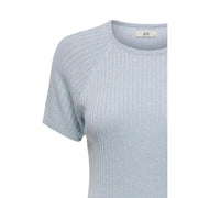 Hellblaues, geripptes Viskose-T-Shirt von Jacqueline de Yong für Damen mit Rundhalsausschnitt, kurzen Ärmeln und dezentem Schimmer