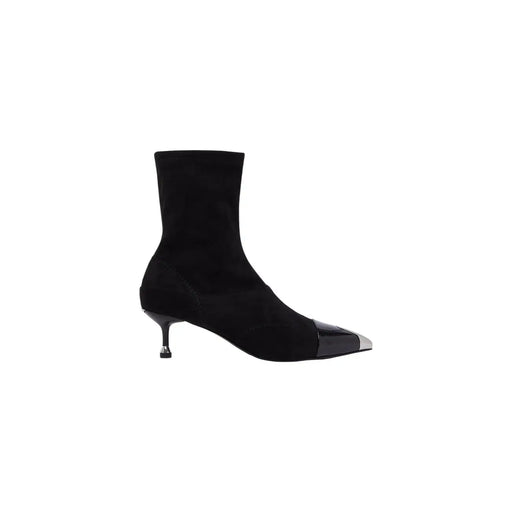 Schwarze Damen-Stiletto-Ankle-Boots von Liu Jo mit schwarzem Wildleder-Obermaterial, glänzender Zehenkappe und schlankem Metallic-Absatz aus Polyester.