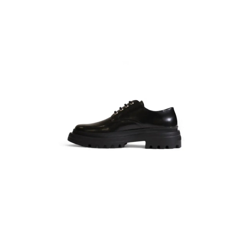 Love Moschino women’s black leather lace-up shoe with chunky textured sole made of leather and polyurethane