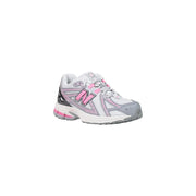 New Balance Graue Damen-Skate-Sneaker aus Textil zum Hineinschlüpfen in Weiß und Grau mit pinkfarbenen Akzenten an Schnürsenkeln, Logo und Zwischensohle