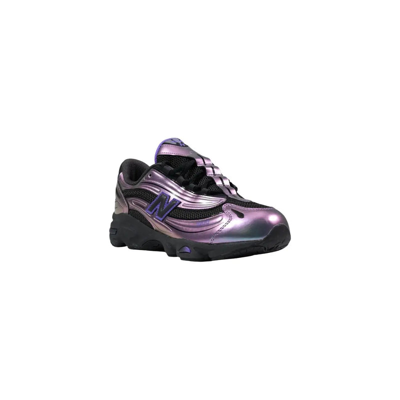 New Balance Lila Damen-Sneaker aus Synthetik mit schimmerndem Finish, schwarzem Mesh und Gummisohle
