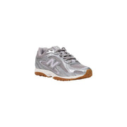 New Balance Damen-Sneaker in Silber, Synthetik-Slipper mit Mesh-Obermaterial und gummierter Sohle