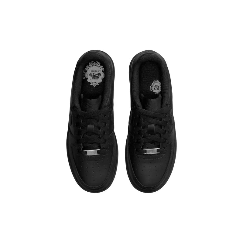 Nike Schwarze Air Force 1 Sneaker für Damen aus Leder mit elegantem Leder-Obermaterial und silberfarbener Fersenlasche, von der Rückseite gesehen
