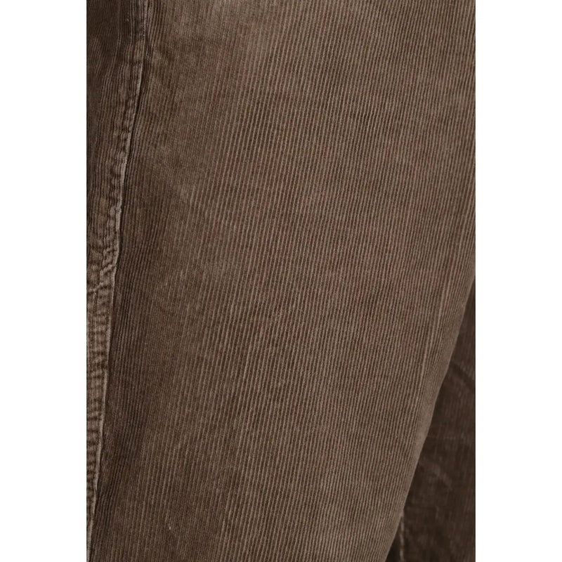 Only braune, gerade geschnittene Cordhose für Herren von and Sons mit dezenter Rippstruktur und verstärkten Nähten entlang der Naht.