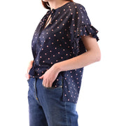 Marineblaue Parosh-Seidenbluse für Damen mit rosa Punkten und kurzen Rüschenärmeln – Designer-Mode top