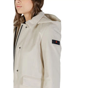 Peuterey Damenblazer, weiß, Kapuzenjacke mit Reißverschluss, beigefarbene Polyamidjacke mit schwarzen Reißverschlussknöpfen und schwarzem Ärmelpatch