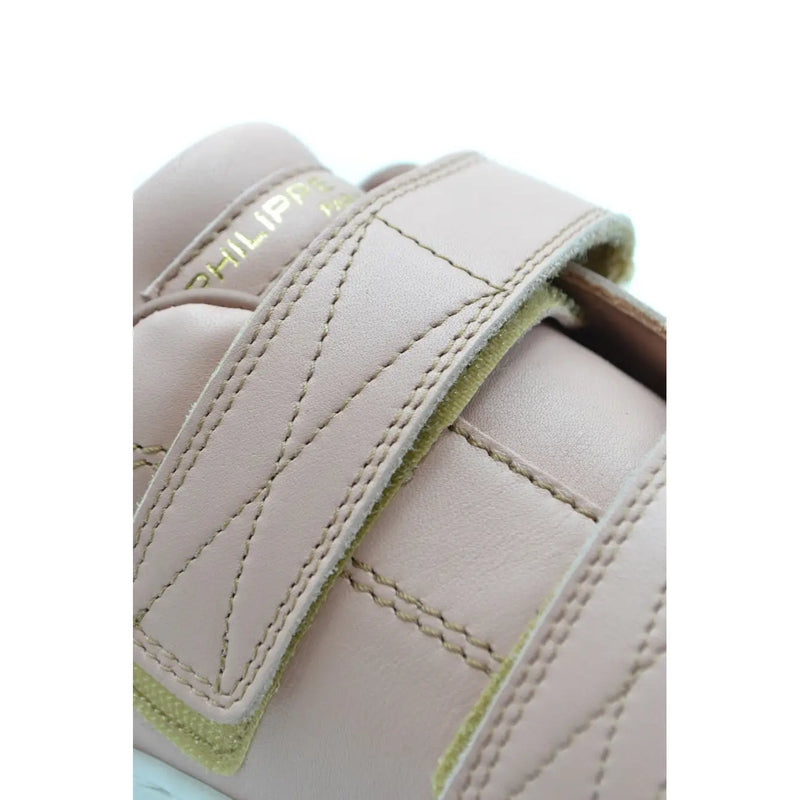 Beigefarbener Damen-Sneaker aus Leder, Modell Philippe, mit goldfarbenem Philippe-Logo am Klettverschluss
