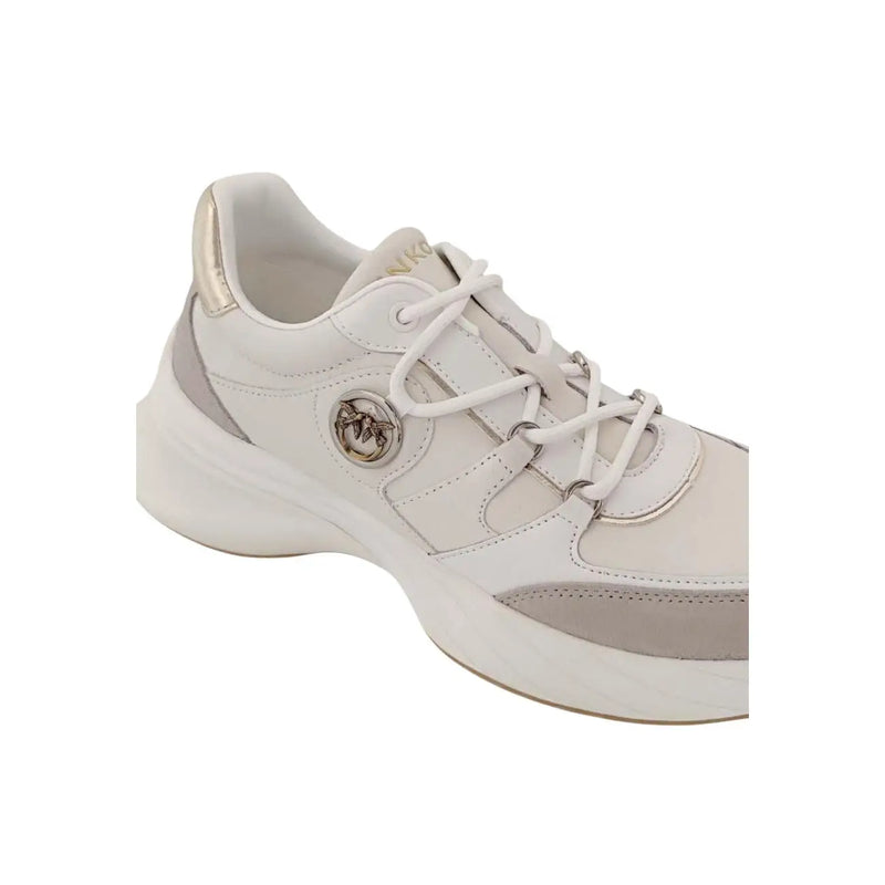 Pinko Weiße Damen-Sneaker aus Polyester zum Hineinschlüpfen mit weiß-beiger Michael Kors-Sohle und goldfarbenem Logo-Emblem