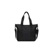 Schwarze Mini-Tragetasche von Rains aus Nylon für Damen mit verstellbarem Schultergurt und top Griffe in glänzender Polyester-Optik
