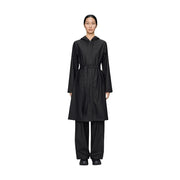 Schwarzer Trenchcoat mit Kapuze, Taillengürtel und langen Ärmeln aus Polyester für Damen von Rains